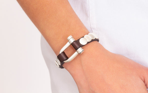 Pulsera Grillete Studs