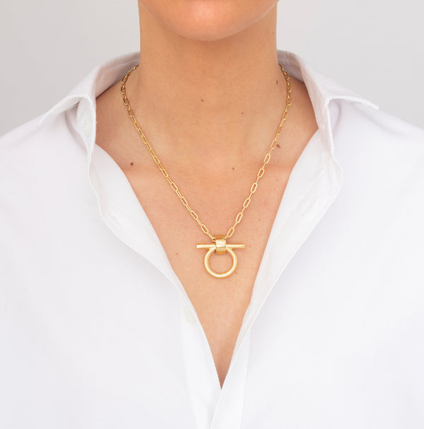 Collar Omega
