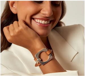 Pulsera Aldaba Cuero